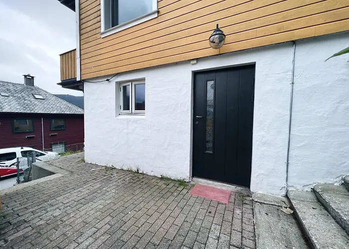 With Parking! Apartmán